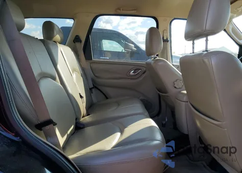 2005 Mazda Tribute z USA, uszkodzony, nr VIN 4F2YZ92Z25KM49832